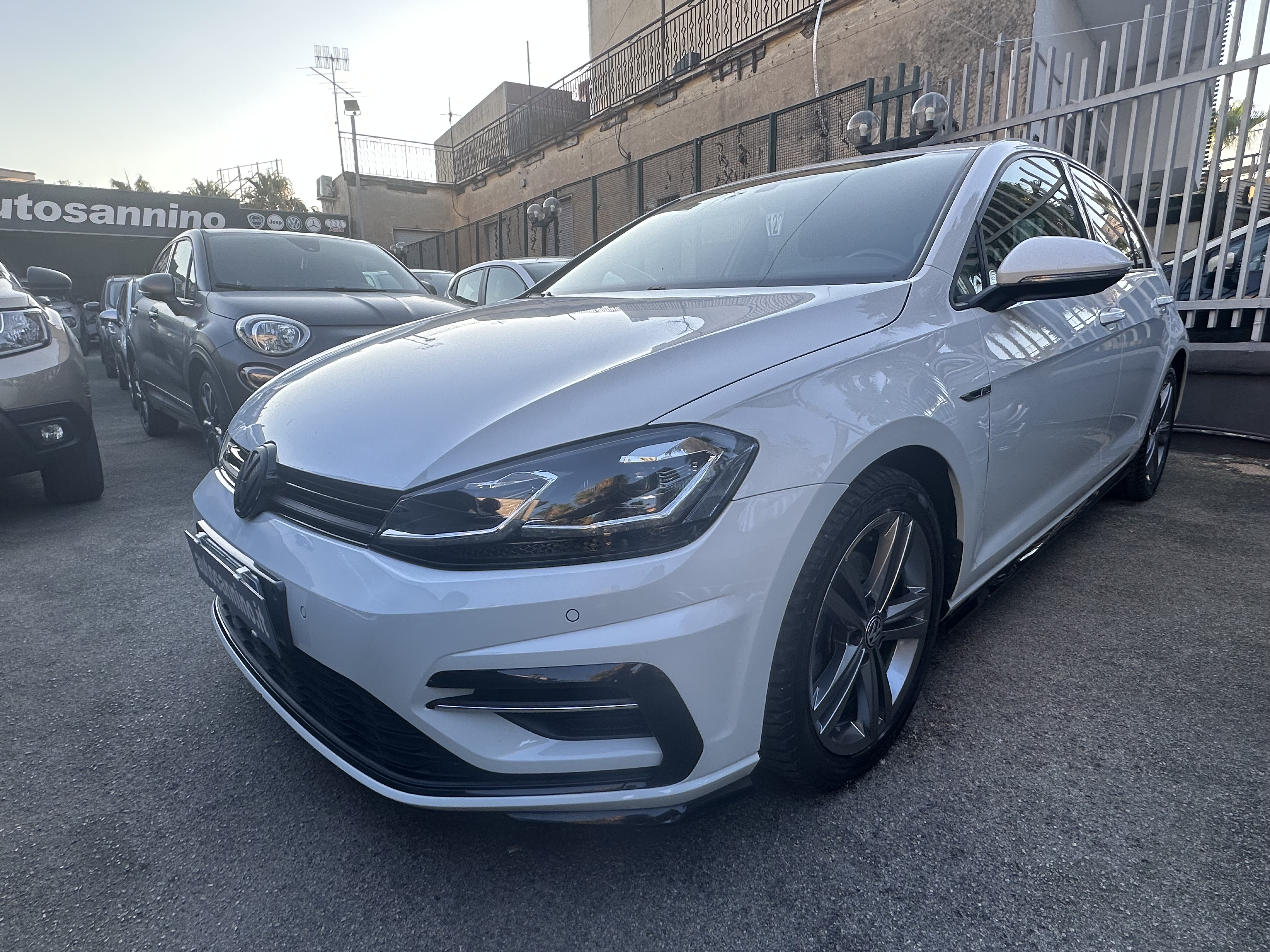 Golf 1.6 115cv Cambio aut.DSG R LINE INTERNO ED ESTERNO