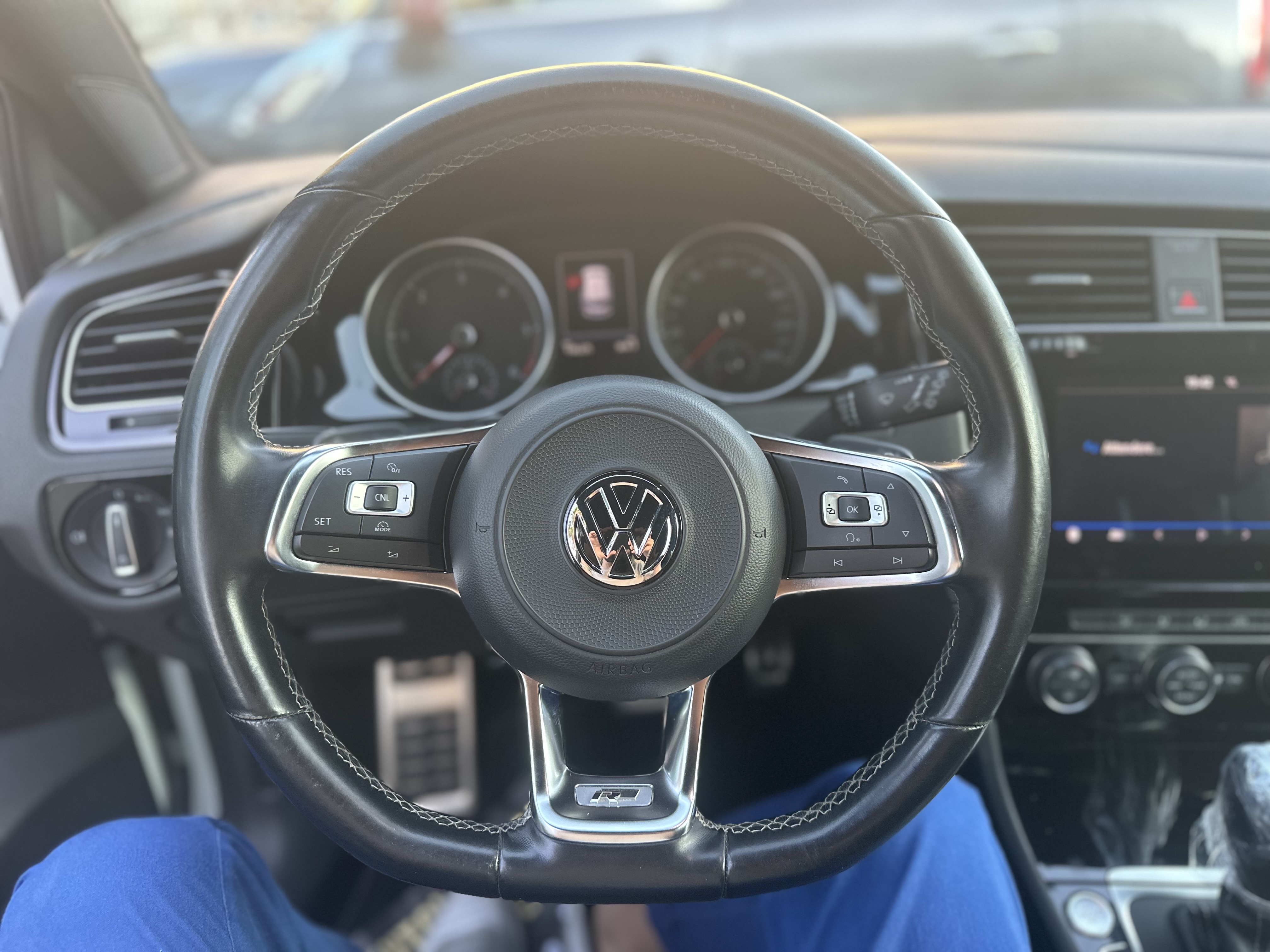 Golf 1.6 115cv Cambio aut.DSG R LINE INTERNO ED ESTERNO