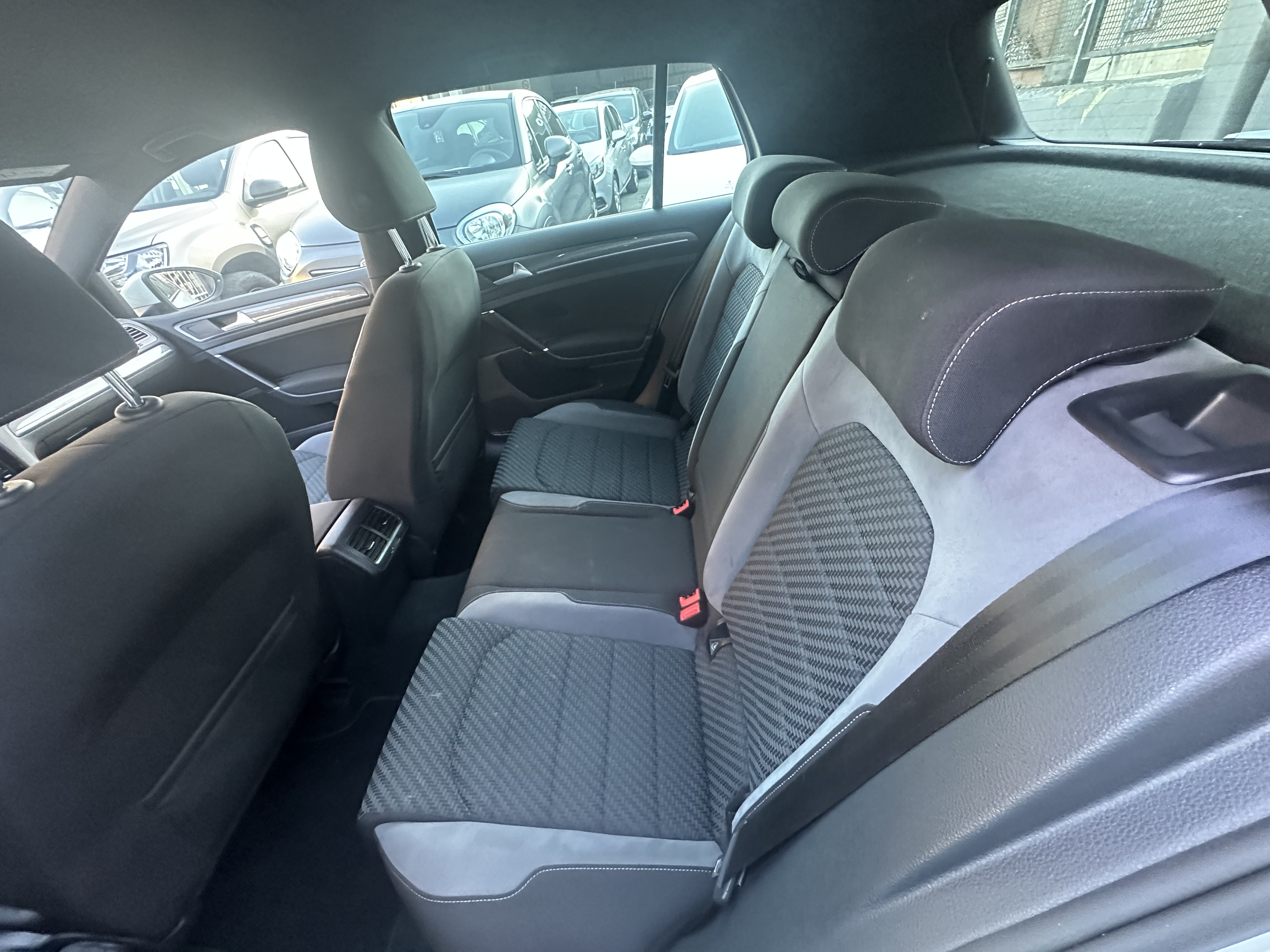 Golf 1.6 115cv Cambio aut.DSG R LINE INTERNO ED ESTERNO