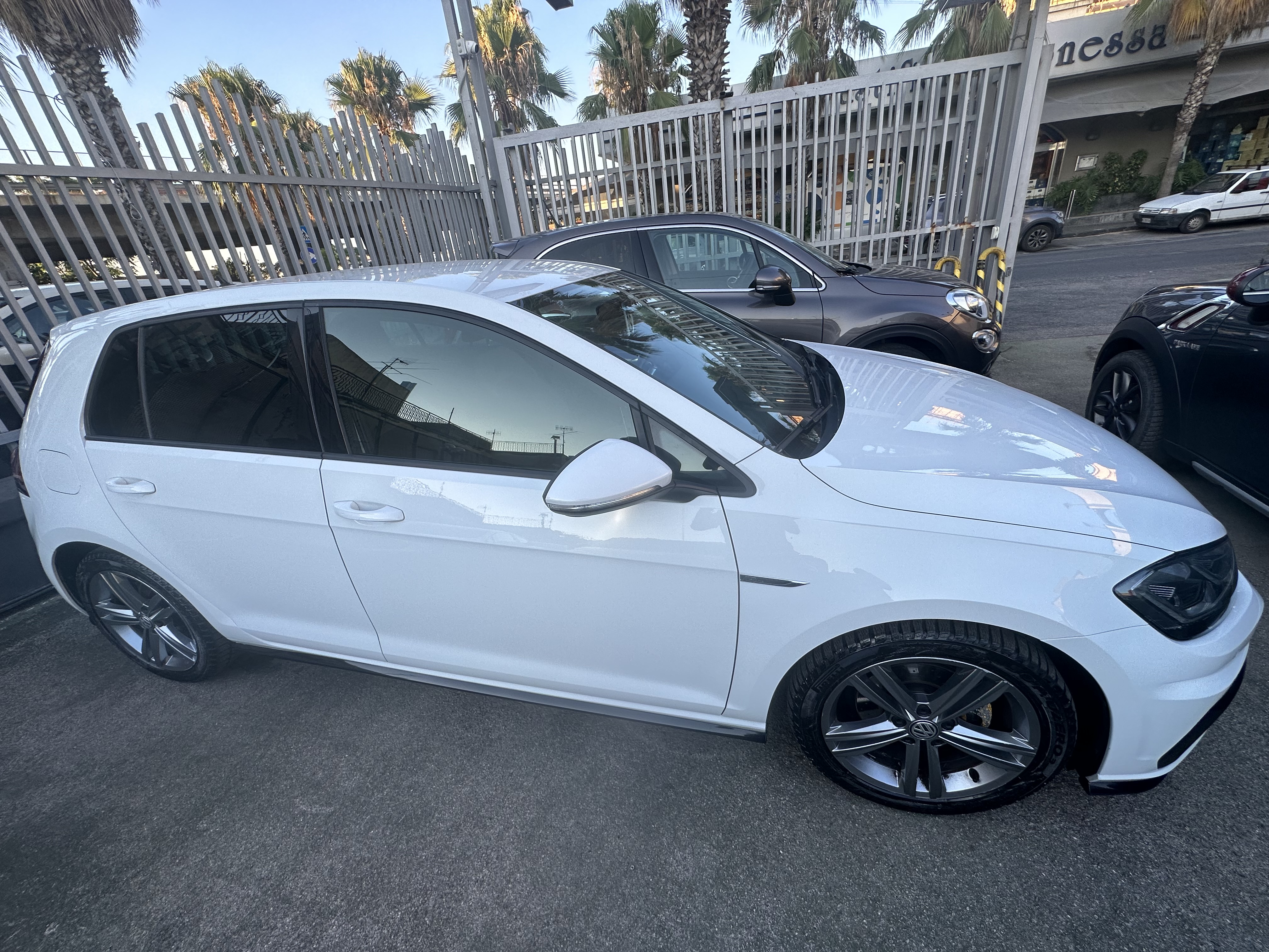 Golf 1.6 115cv Cambio aut.DSG R LINE INTERNO ED ESTERNO