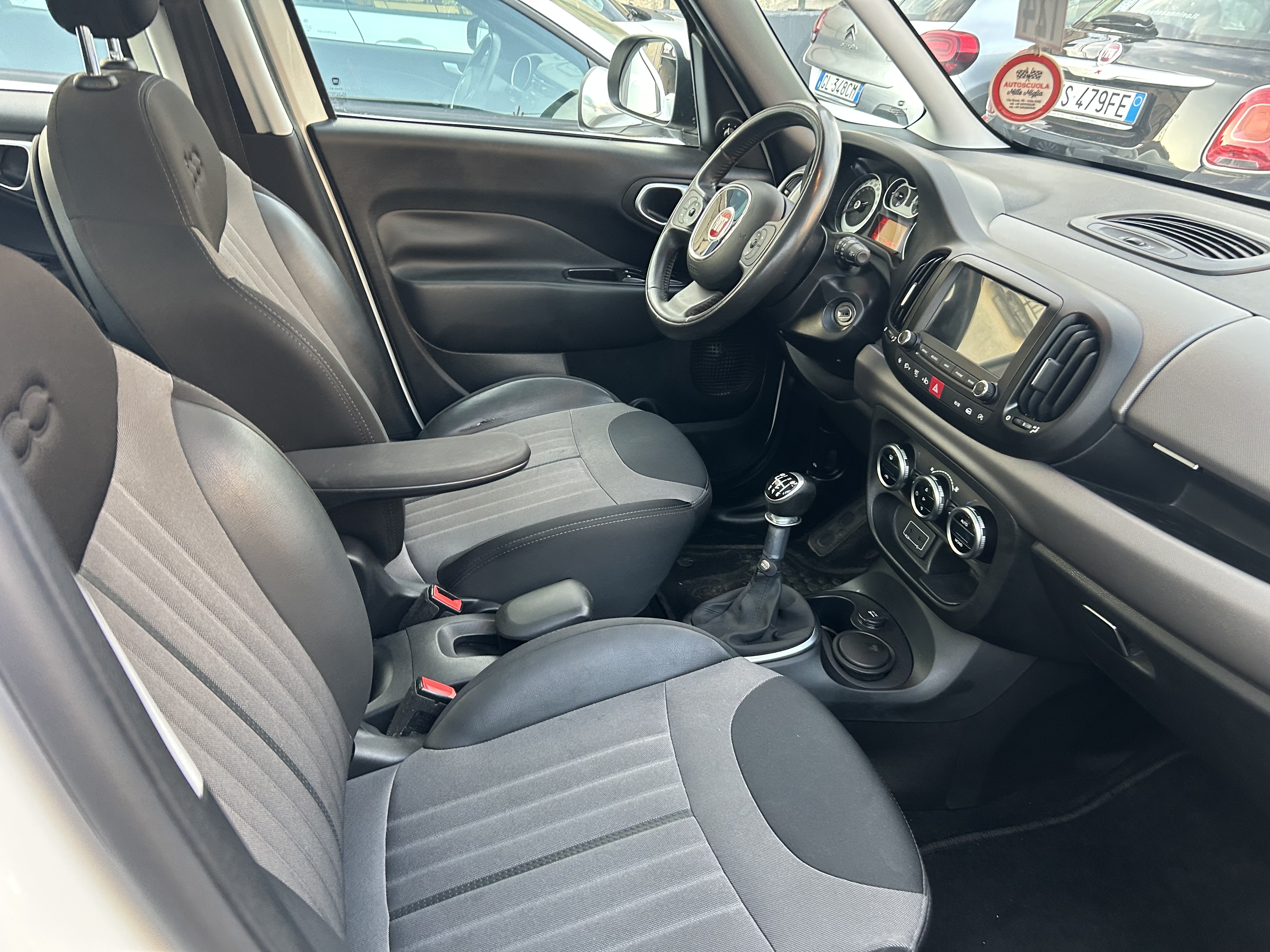 500L 1.6 Multijet Lounge 